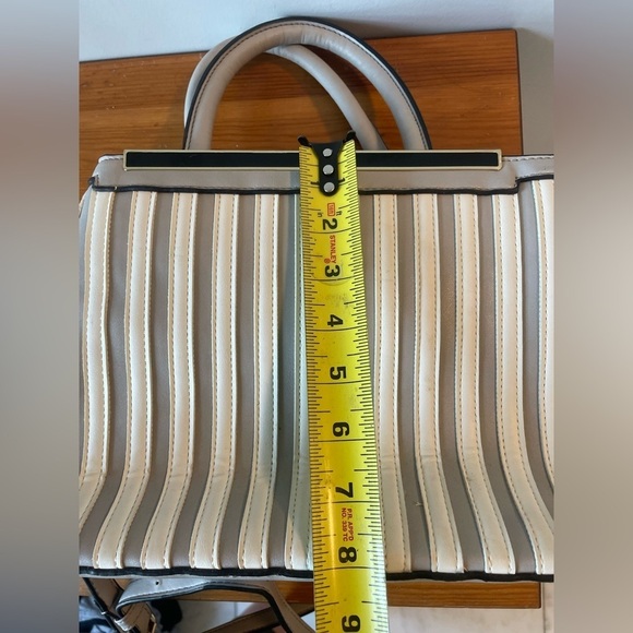 Christian LaCroix, women’s handbag with shoulder strap, gray and white stripe - Picture 9 of 9